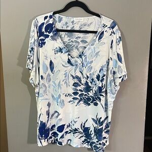 Calvin Klein Women's Top with Blue and White Floral Design